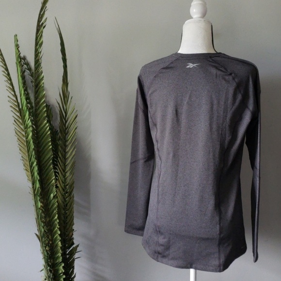 Reebok PlayDry heather gray long sleeve tee NWT - Picture 2 of 3